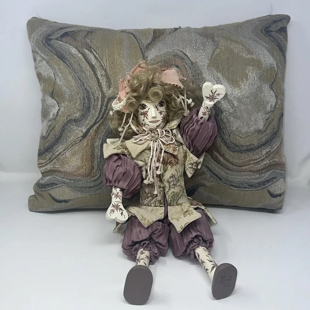 Vlasta Art Doll Pat Thompson 1986 Signed 18
